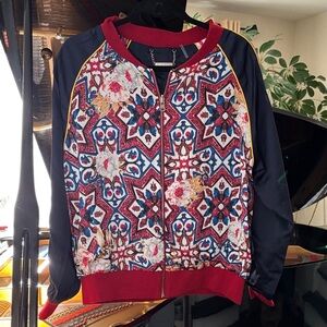 Dolce Cabo Silky Patterned bomber Jacket size medium